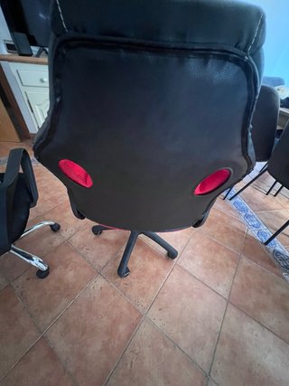 Silla gaming y de escritorio negra/roja