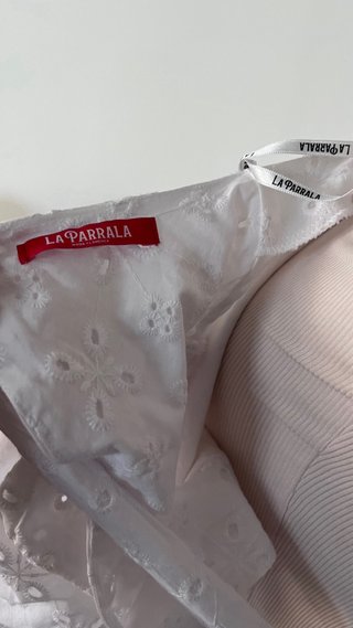 Vestido La Parrala blanco bordado