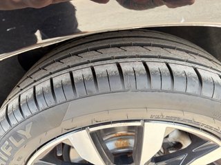 Llantas Volvo 17' 5x108 7J  et 50 + Pirelli