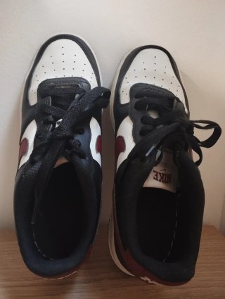 Nike Air Force 1 '07 Negro Rojo Blanco