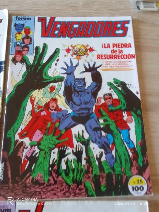 4 comics antiguos de los vengadores