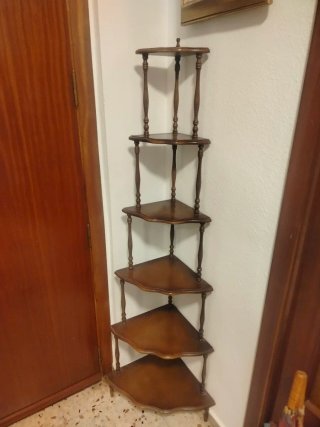 Rinconera de madera