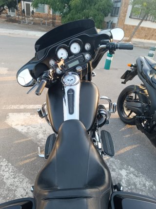 Harley Davidson Street Glide spécial 2012
