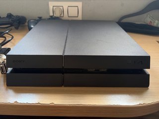 Consola PS4 Sony Negra + 2 Mandos