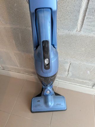 Aspirador sin bolsa Ufesa Turbo Power