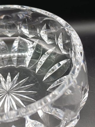 Centro de mesa de cristal tallado