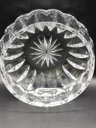 Centro de mesa de cristal tallado