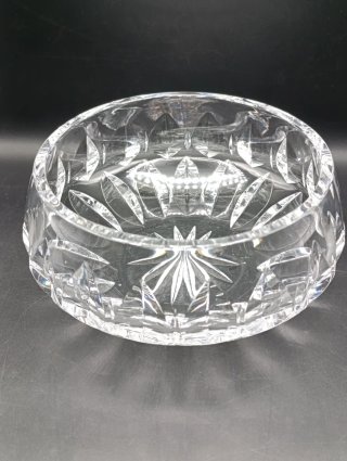 Centro de mesa de cristal tallado