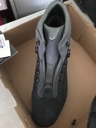 Botas de montaña alpinismo bestard senderismo