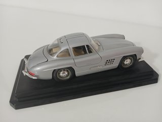Bburago Mercedes-Benz 300 SL 1954 1:24