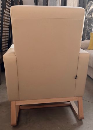 Sillón de lactancia polipiel beige