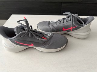 Nike Performance Precision 7 talla 39