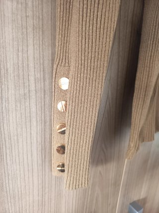 Jersey marrón/dorado talla M