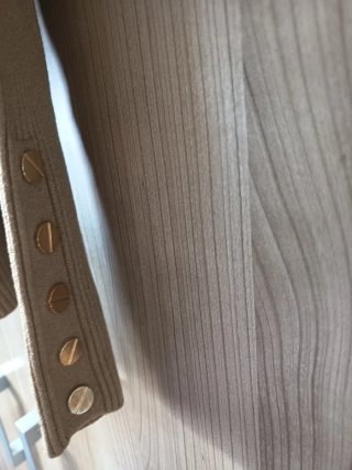 Jersey marrón/dorado talla M