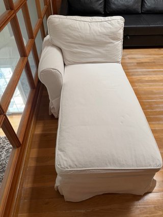 Divano angolare bianco in tessuto