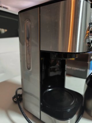 Cafetera Eléctrica con Jarra Térmica