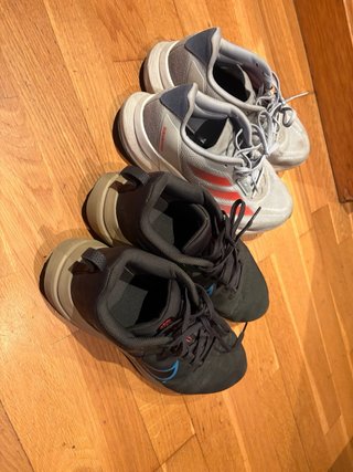 Zapatillas Nike y Adidas Talla 42