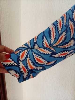 Camicia etnica fantasia blu e arancio