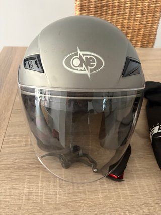 Casco Integral ONE Talla L + Funda