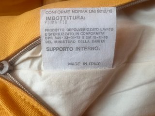 Divano 2 posti completamente sfoderabile giallo