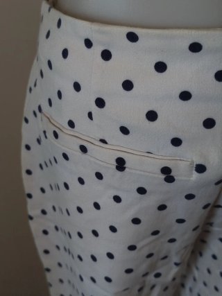 Pantaloni Zara fantasia pois bianchi e blu