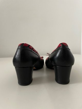 DS Cool Zapatos Salón de Cuero Negros con Rojo