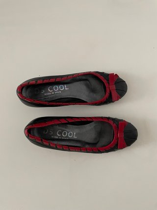 DS Cool Zapatos Salón de Cuero Negros con Rojo