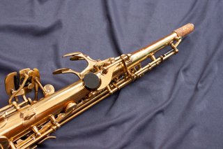 Saxo Soprano Júpiter JPS-547