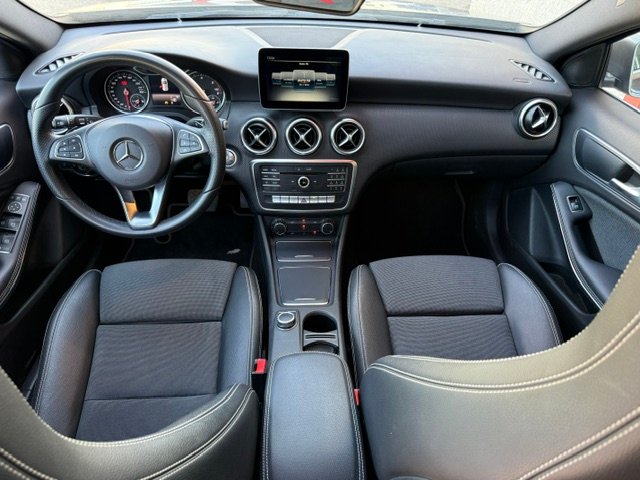 Mercedes-Benz Clase A A 200d 7G-DCT 2018, foto 11