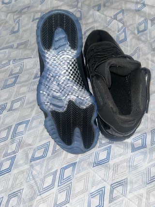 Jordan 11 Gamma Blue