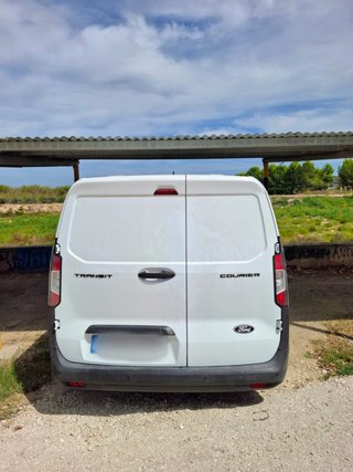 Ford Transit Courier 2026 75,535 Km