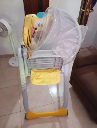 Trona infantil con divertido diseño