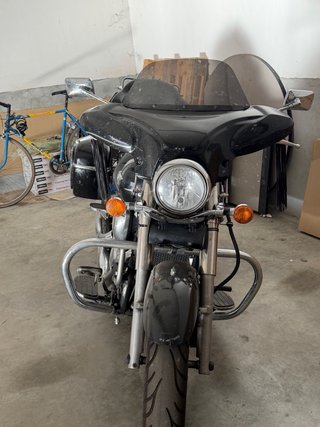 Kawasaki VN900 Vulcan Negra