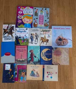 Colección de libros de niños, prácticamente nuevos
