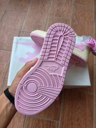 Jordan 1 Low Travis Scott Shy Pink 36.5