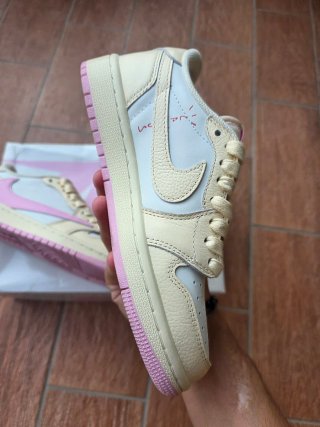 Jordan 1 Low Travis Scott Shy Pink 36.5