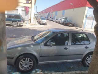 Volkswagen Golf 2003