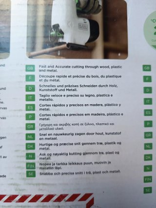 Sierra de calar BLACK+DECKER Reviva 12V