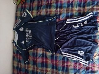 2 Camisetas de futbol
