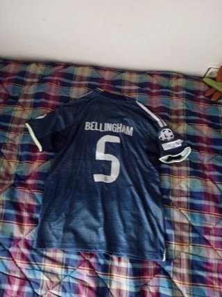 2 Camisetas de futbol