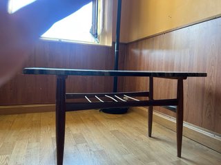Mesa auxiliar vintage mármol y madera