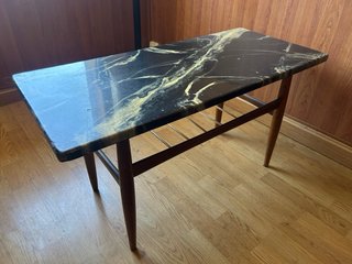 Mesa auxiliar vintage mármol y madera