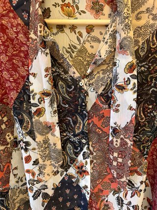 Blusa Stradivarius estampada
