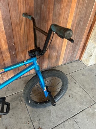 Bicicleta BMX azul 18 pulgadas