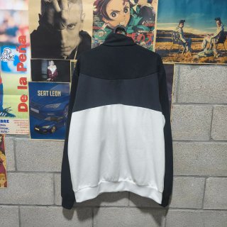 Chaqueta Adidas Y2K Negra y Blanca
