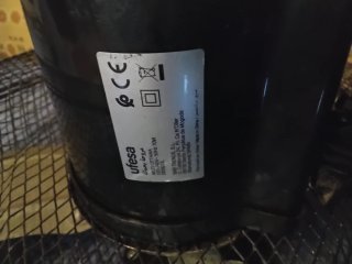 Ventilador Ufesa Negro estaba en un taller de bici