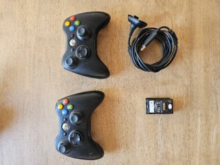 Xbox 360 Slim + Kinect + 2 Mandos + 11 Juegos