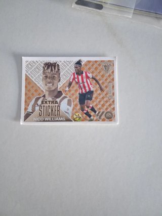 Extra Sticker Nico Williams Bronce