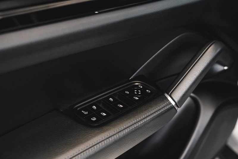 Porsche Cayenne 2020, foto 36