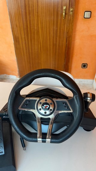 Volante Thrustmaster PS4